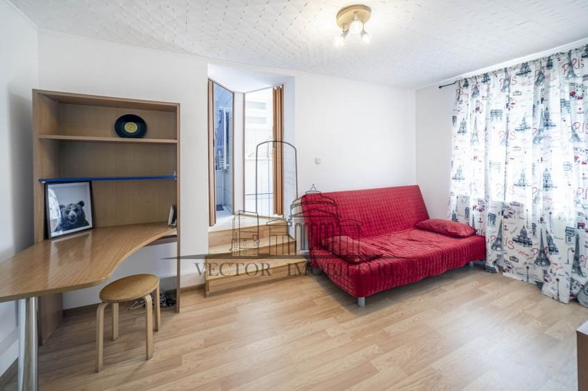 Apartament cu 2 camere semidecomandat, mobilat în Ultracentral