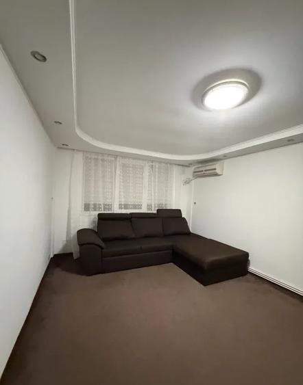 Apartament cu 3 camere decomandat, mobilat în Drumul Taberei
