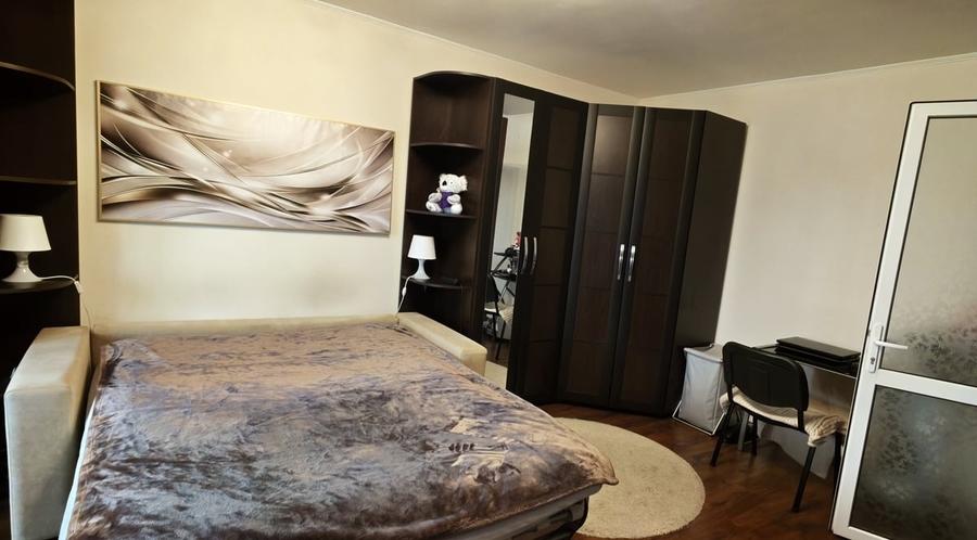 Garsonieră decomandată în Muncii