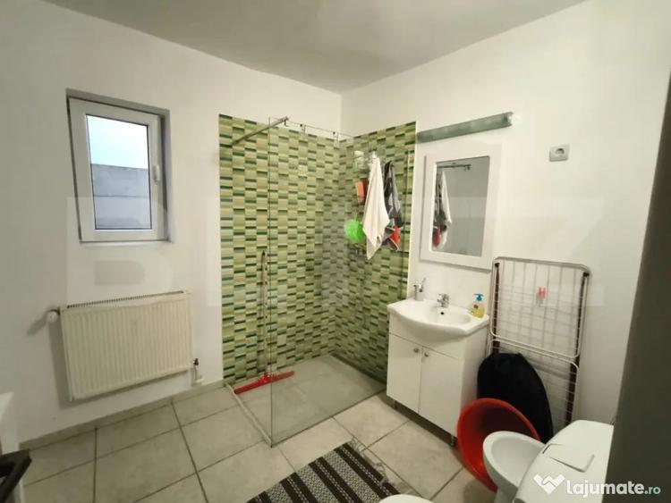 Casă cu 3 camere cu Teren 336 Mp în George Enescu