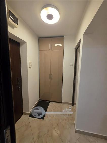 Garsonieră decomandată, mobilată în Gară