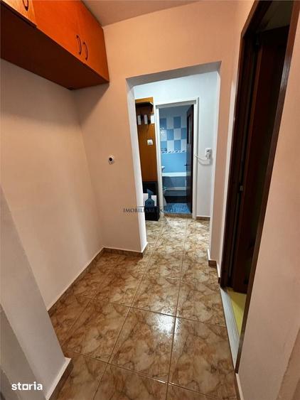 Apartament cu 2 camere decomandat în Berceni