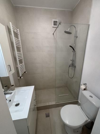 Inchiriez 2 camere GARA DE NORD | METROU 50 m | Etaj 5/7 | Lift | Centrala | Renovare integrala - 8