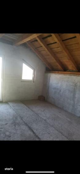Casă cu 3 camere cu Teren 1000 Mp în Vetiș