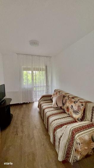 Casă cu 4 camere cu Teren 319 Mp în Vlădești