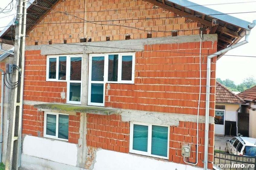 Casă cu 5 camere cu Teren 600 Mp în Totoreni