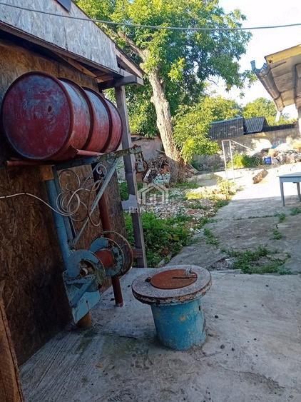 Casă cu Teren 700 Mp în Dealu Viei