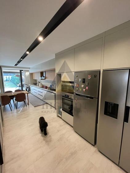 Duplex cu 9 camere cu Piscina în Pipera