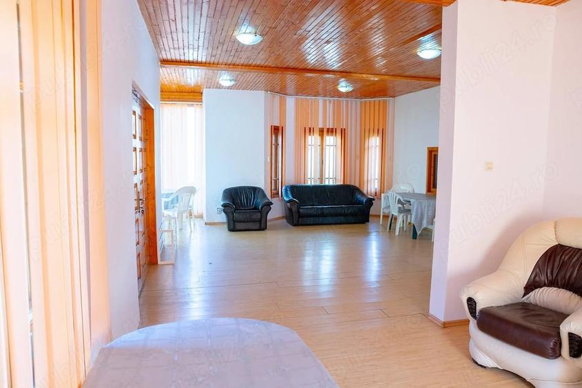 Casă cu 5 camere cu Teren 600 Mp în Nord