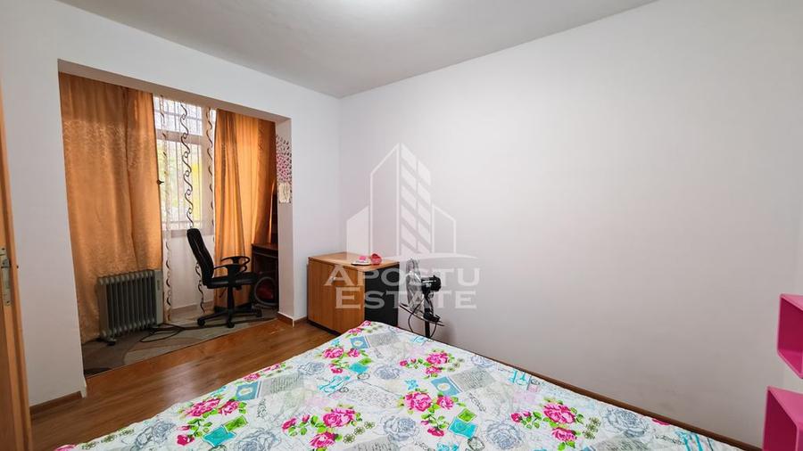 Apartament cu 2 camere nedecomandat, mobilat în Dacia