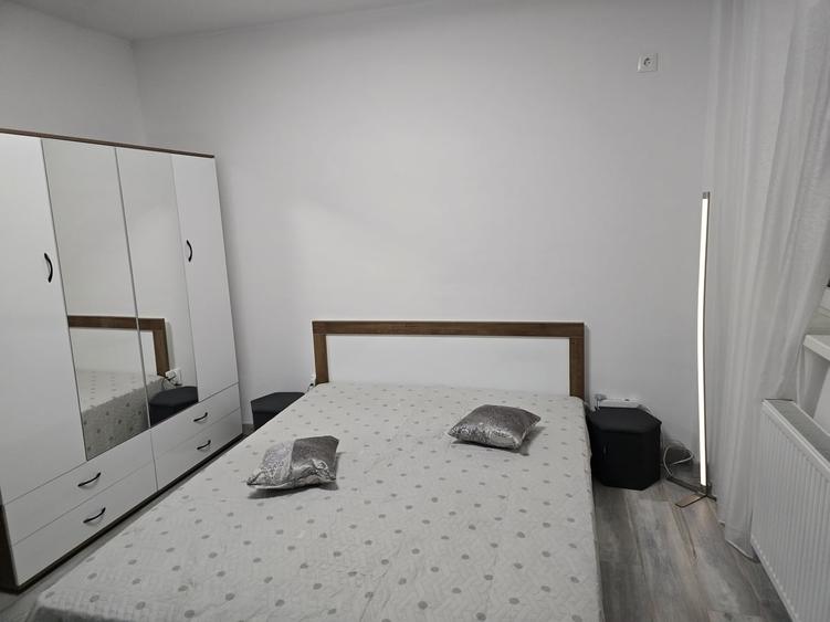 Apartament cu 2 camere semidecomandat în Crângași