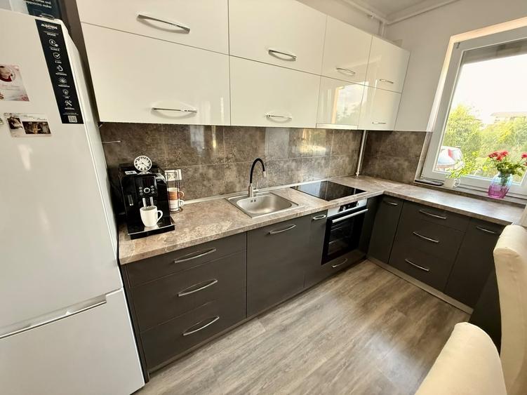 Apartament cu 2 camere decomandat, mobilat în Giroc