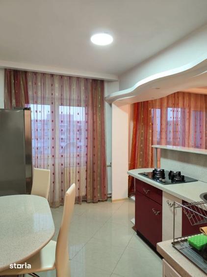 Apartament cu 3 camere, mobilat în Drumul Taberei