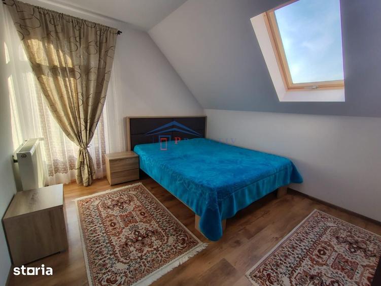 Casă cu 7 camere cu Teren 800 Mp în Șcheia