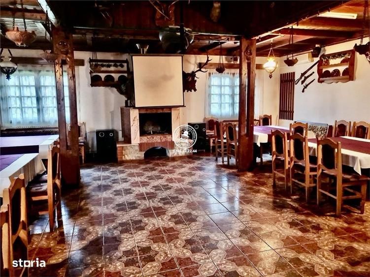 Casă cu 4 camere cu Teren 4500 Mp în Schitu Duca