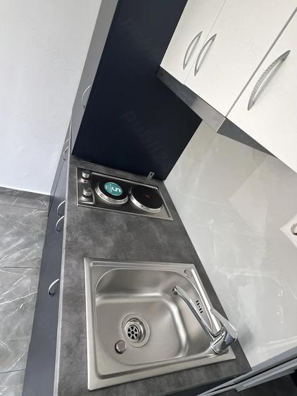 Garsonieră decomandată în Fortuna