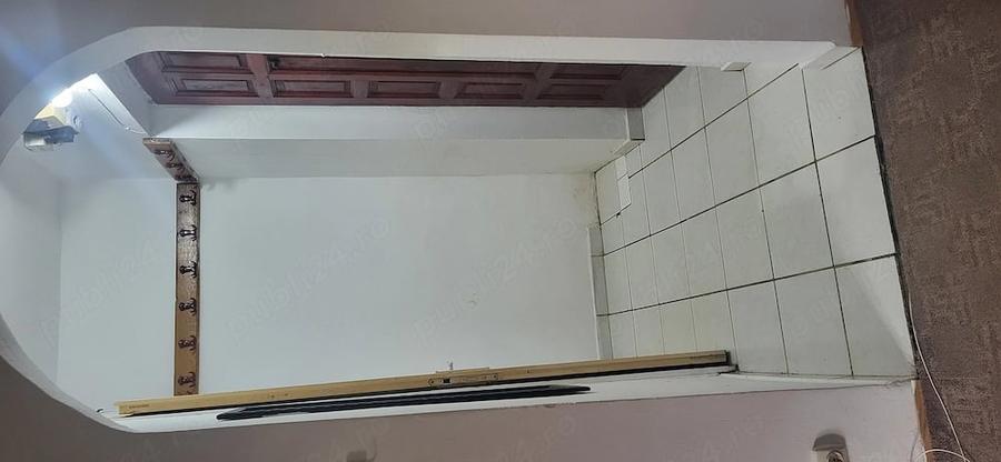 Apartament cu 2 camere nedecomandat în Central