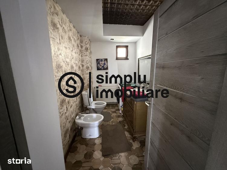 Casă cu 4 camere cu Teren 258 Mp în Bordei