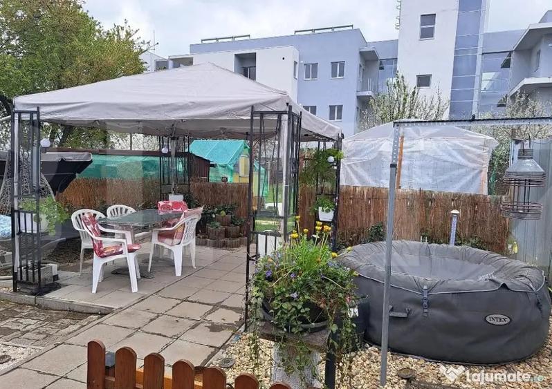 Casă cu 4 camere cu Teren 375 Mp în Central