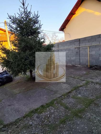 Casă individuală cu 3 camere cu Canalizare în Ronaț
