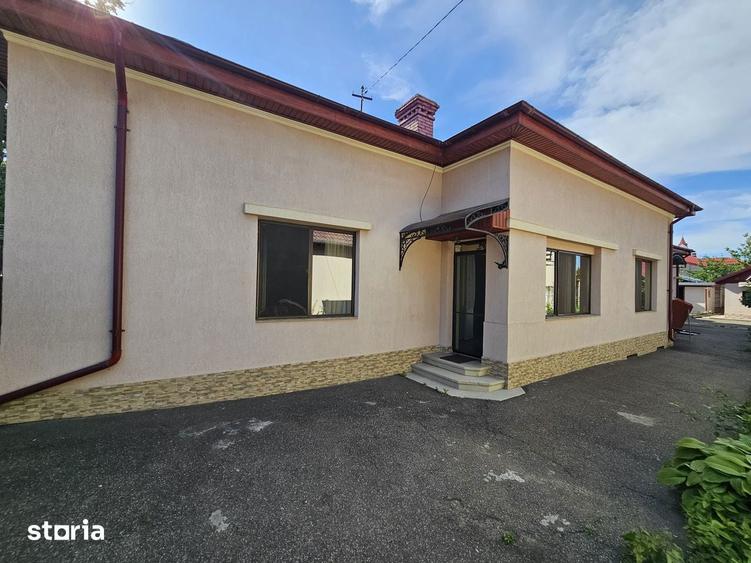 Casă cu 5 camere cu Teren 500 Mp în Central