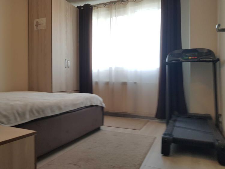 Apartament cu 2 camere semidecomandat în 1 Mai