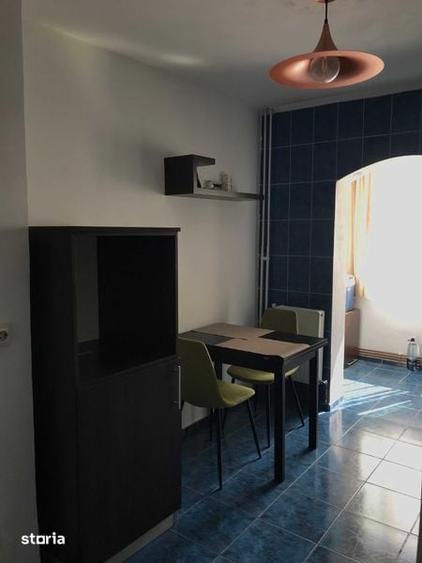 Apartament cu 2 camere decomandat în Nicolina