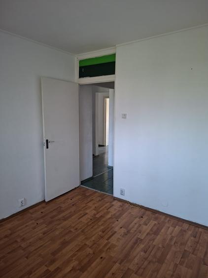 Apartament cu 3 camere decomandat în Popa Șapcă