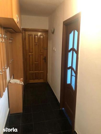 Apartament cu 2 camere decomandat, mobilat în Soarelui