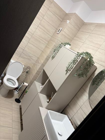 Apartament cu 3 camere decomandat în Dudu