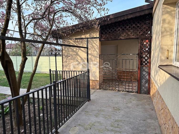 Casă cu 6 camere cu Teren 428 Mp în Iosia