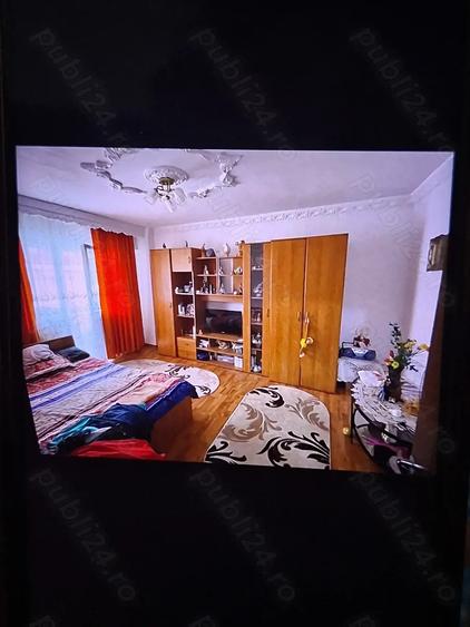 Apartament cu 3 camere decomandat în Ostroveni