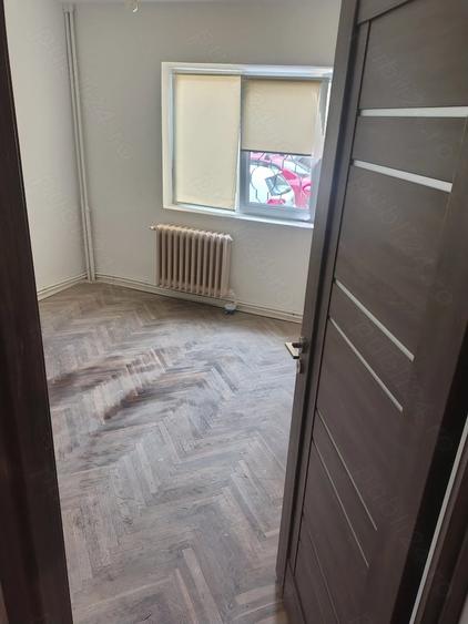 Vand apartament 3 cam. Zona centrala - 7
