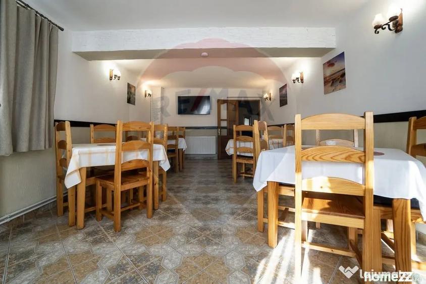Casă cu 4 camere cu Teren 443 Mp în Poiana Mărului