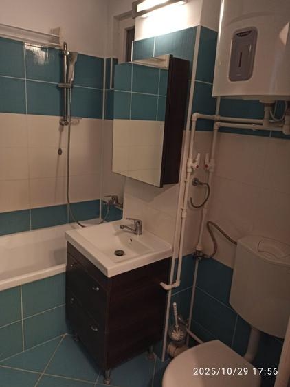 Apartament cu 2 camere decomandat, mobilat în Km 4-5