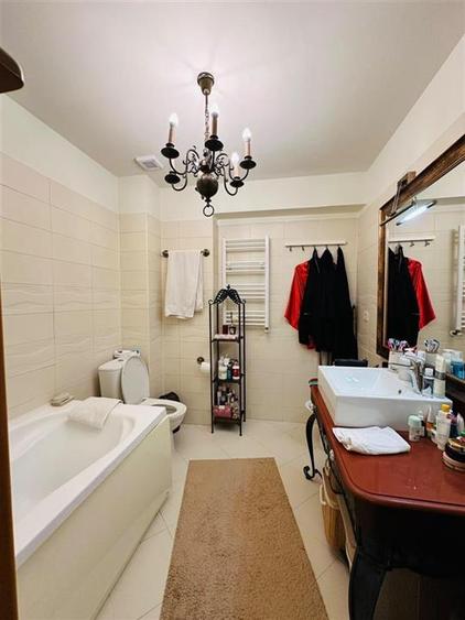 Apartament cu 2 camere decomandat în Herăstrău