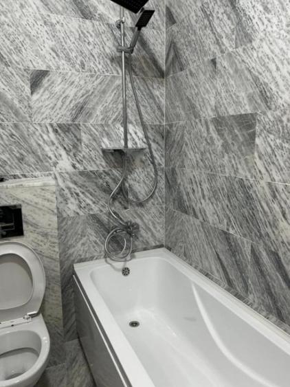 Apartament cu 3 camere decomandat în Tomis Nord