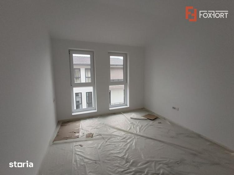 Apartament cu 3 camere decomandat în Giroc — fotografia 2