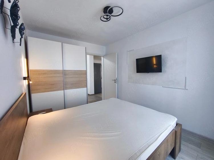 Apartament cu 2 camere decomandat în Exterior Vest