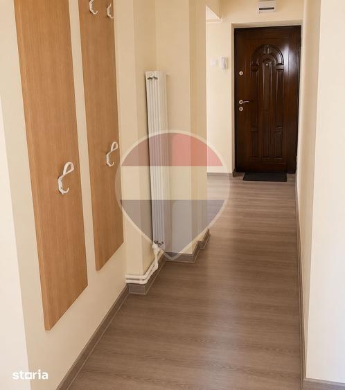 Apartament cu 3 camere decomandat în Păcurari
