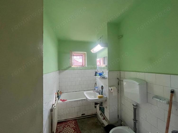 Apartament cu 2 camere nedecomandat în Central