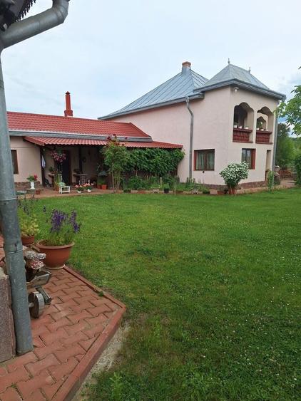 Casă cu 4 camere în Gara