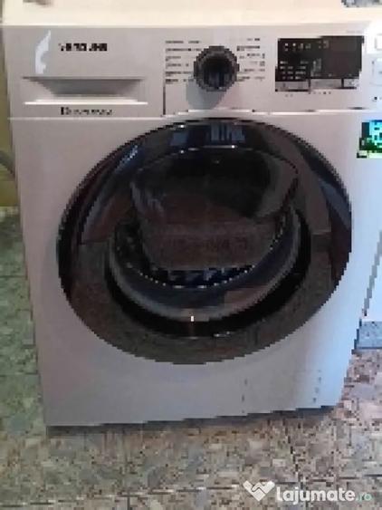 Apartament cu 3 camere nedecomandat în Titan