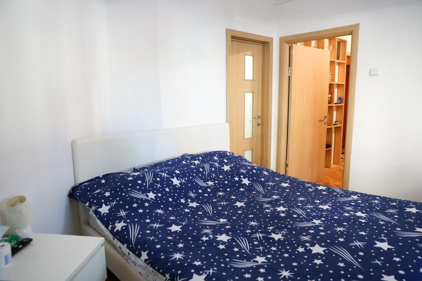 Apartament cu 2 camere semidecomandat în P-ța Unirii