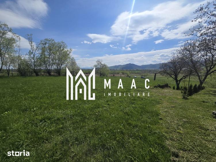 Teren de 5400 mp, în Orlat