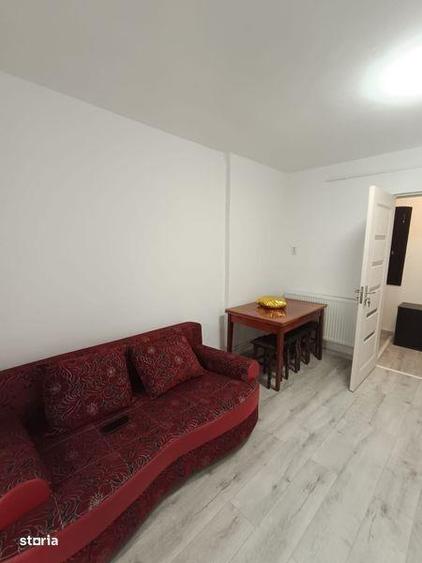 Inchiriez apartament 3 camere - 3