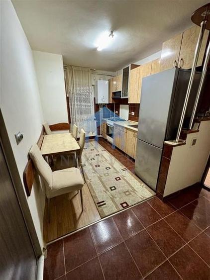 Apartament cu 2 camere semidecomandat în Mărăști