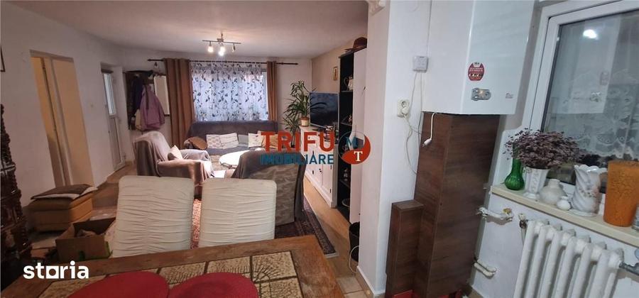 Casă cu 3 camere cu Teren 432 Mp în Cetate