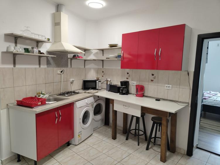 Apartament cu 3 camere decomandat în Ultracentral