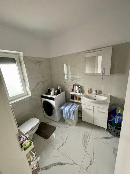 Duplex cu 3 camere cu Canalizare în Moșnița Nouă